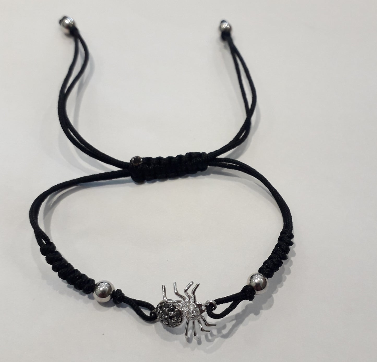 PULSERA HILO NEGRO